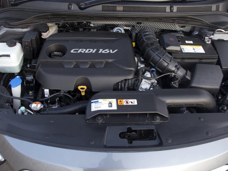  Hyundai i40 Sedan 2012 года  (UK) (фото 3 из 21)